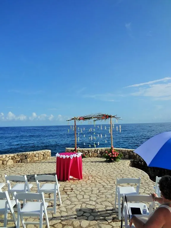 Hotel Idle Awhile Cliffs Negril 3*,  Giamaica