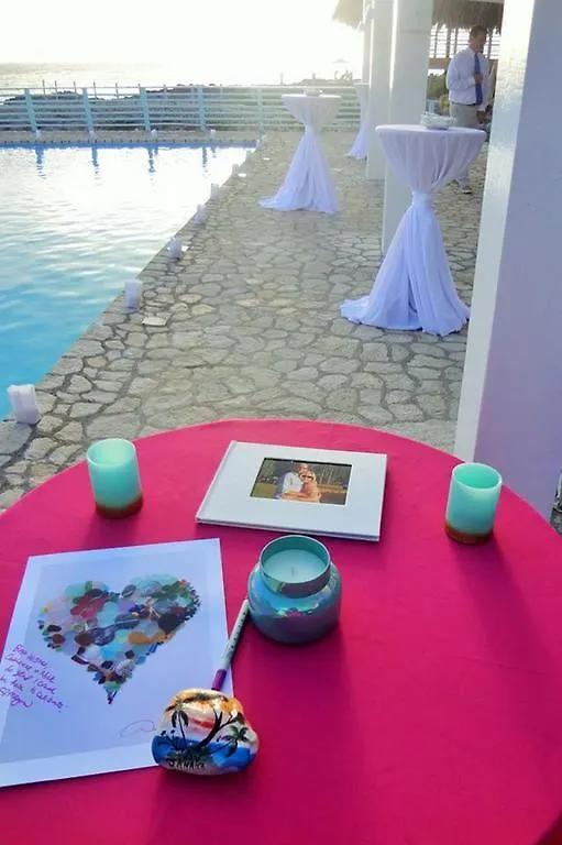 Hotel Idle Awhile Cliffs Negril